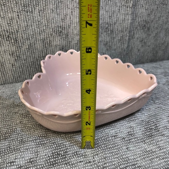 Longaberger Sweetheart Bowl - Picture 10 of 12